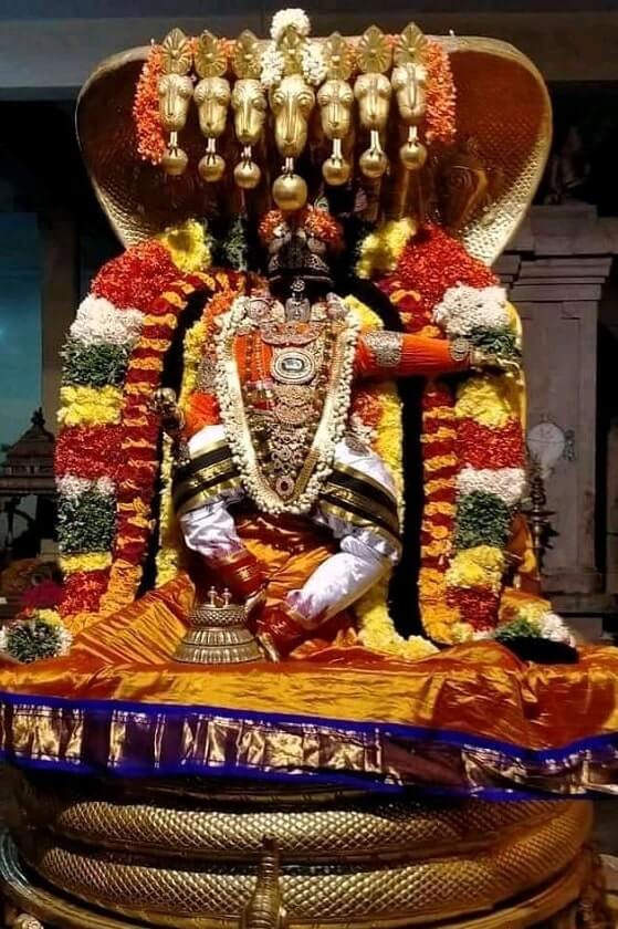 thirukoshtiyur temple perumal under 5 head snake