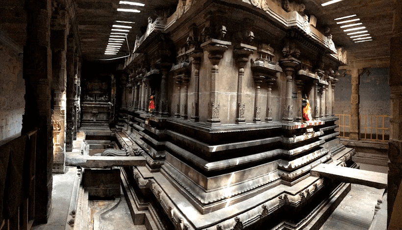 thirupuvanam pushpavaneswarar temple inside view