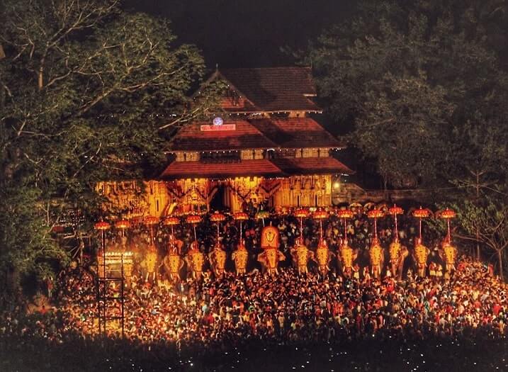 thrissur pooram at vadakkunnathan temple night view