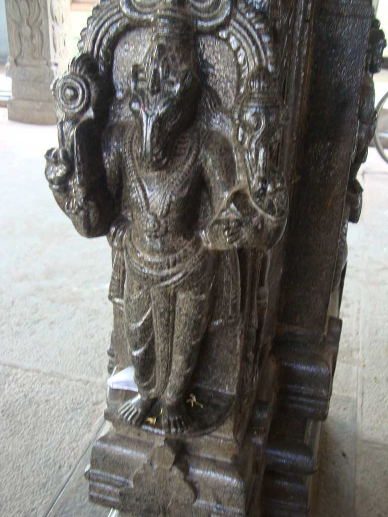 thiruindalur perumal varaha avatar sculpture