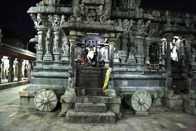 melakadambur-amirthakadeswarar-temple-inside-dakshinamurthy